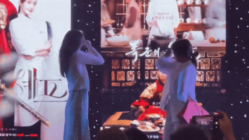 Yoona (Ngự Trù Của Bạo Chúa) làm sống lại thanh xuân của cả 1 thế hệ trong tiệc mừng công ở Đà Nẵng- Ảnh 4.