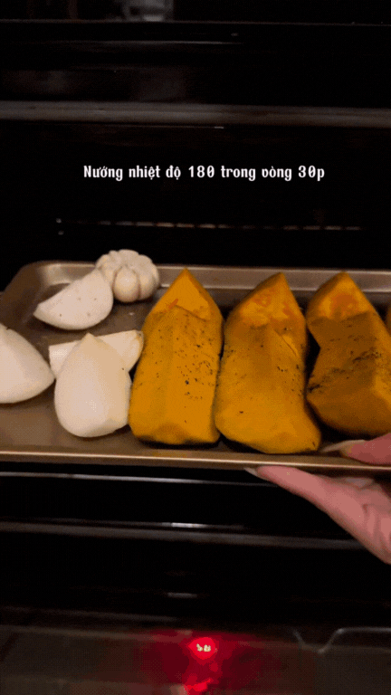 Gần 1 triệu người vào xem Ngọc Loan The Face nấu súp bí đỏ nhưng chiếm spotlight lại là thứ này- Ảnh 2.