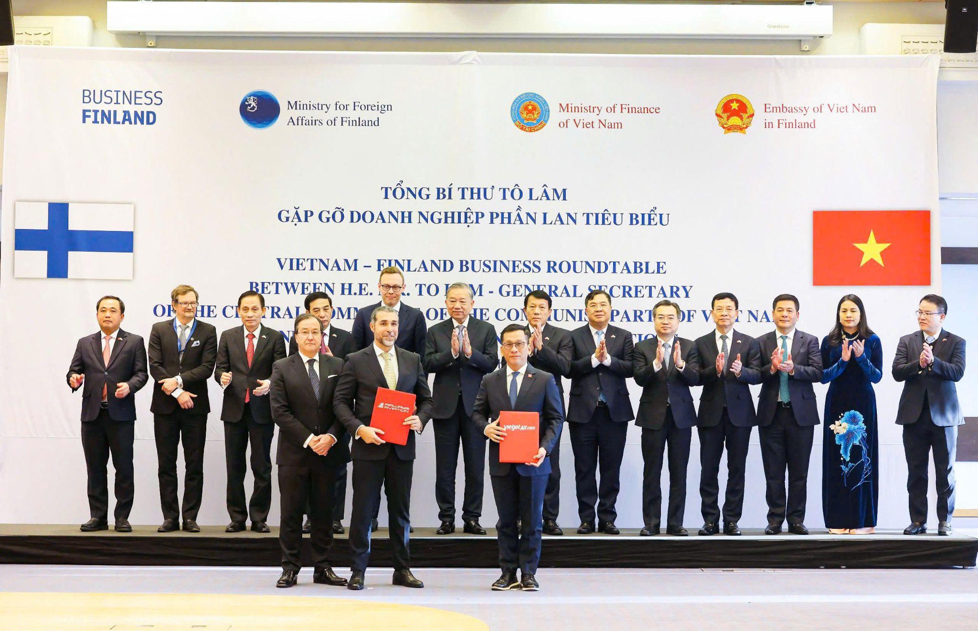 Vietjet ký thỏa thuận phát triển nguồn lực hàng không quốc tế, thúc đẩy hợp tác mới giữa Việt Nam và Phần Lan- Ảnh 2.