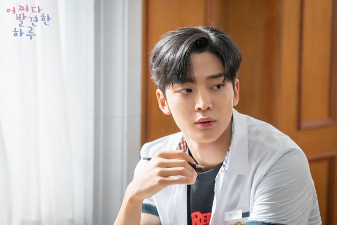 10 nam thần học đường đẹp nhất Hàn Quốc: Lee Min Ho bét bảng, hạng 1 nhan sắc xứng tầm báu vật- Ảnh 3.