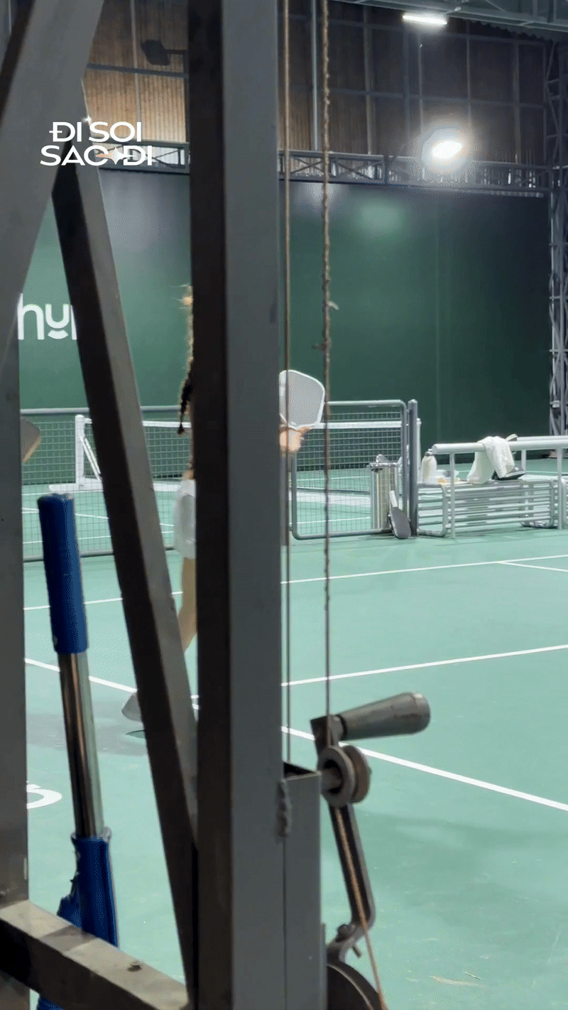 Tóm dính Hồ Ngọc Hà trên sân pickleball: Đôi 