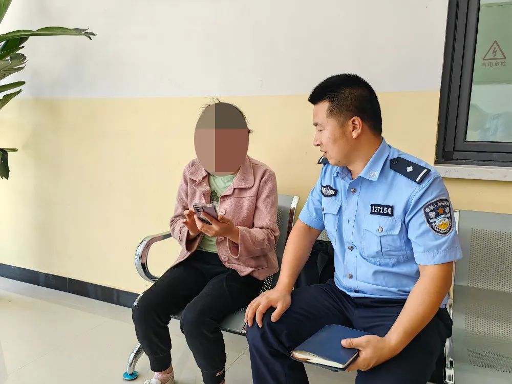 Con trai đi làm 3 năm gửi về nhà hơn 2 tỷ, mẹ không nhận được đồng nào, báo cảnh sát thì phát hiện sự thật chấn động- Ảnh 2. Con trai đi làm 3 năm gửi về nhà hơn 2 tỷ, mẹ không nhận được đồng nào, báo cảnh sát thì phát hiện sự thật chấn động- Ảnh 2.