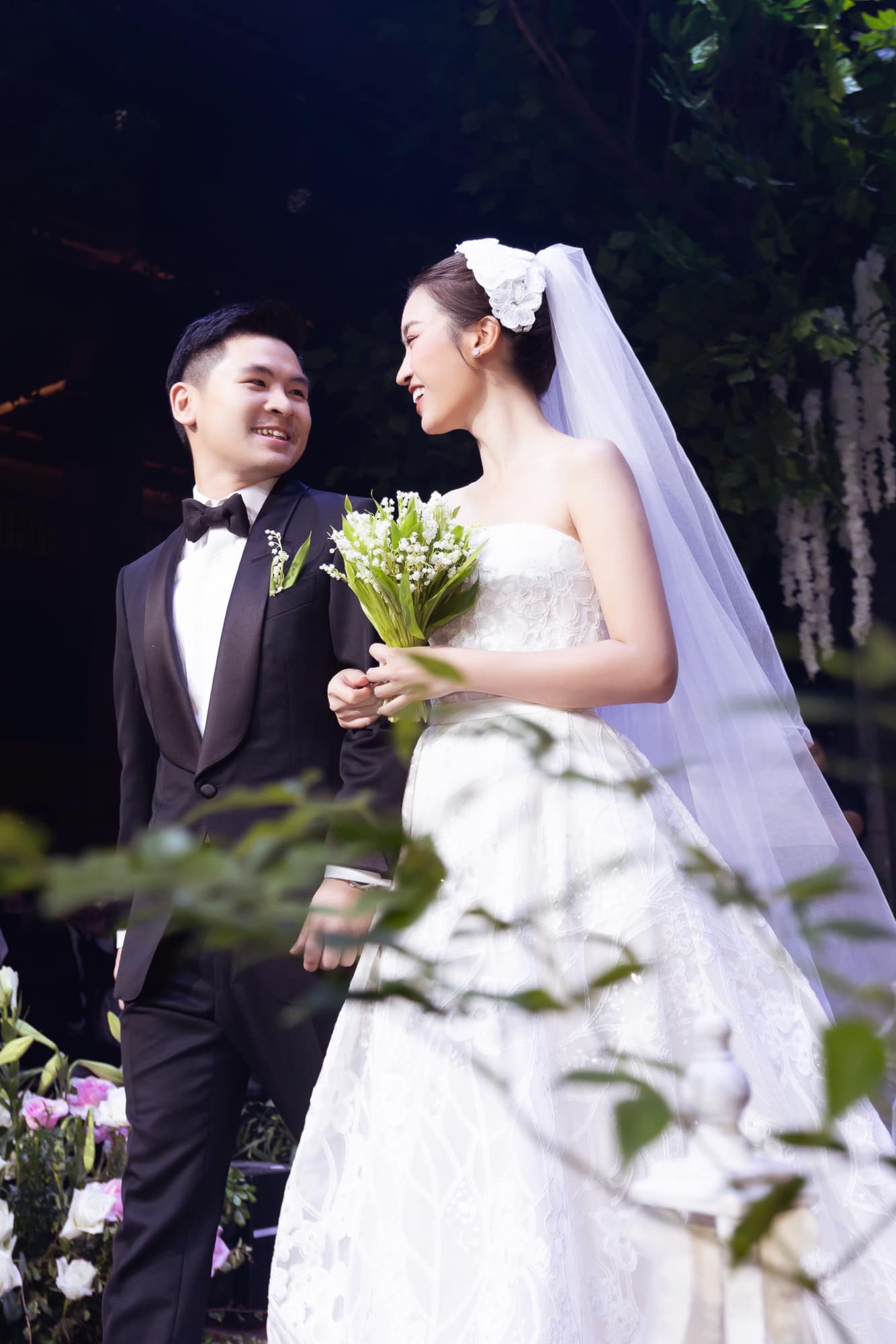 Đỗ Mỹ Linh và chồng Chủ tịch kỉ niệm 3 năm ngày cưới ngọt ngào, chẳng rầm rộ phô trương nhưng cực hạnh phúc- Ảnh 3.
