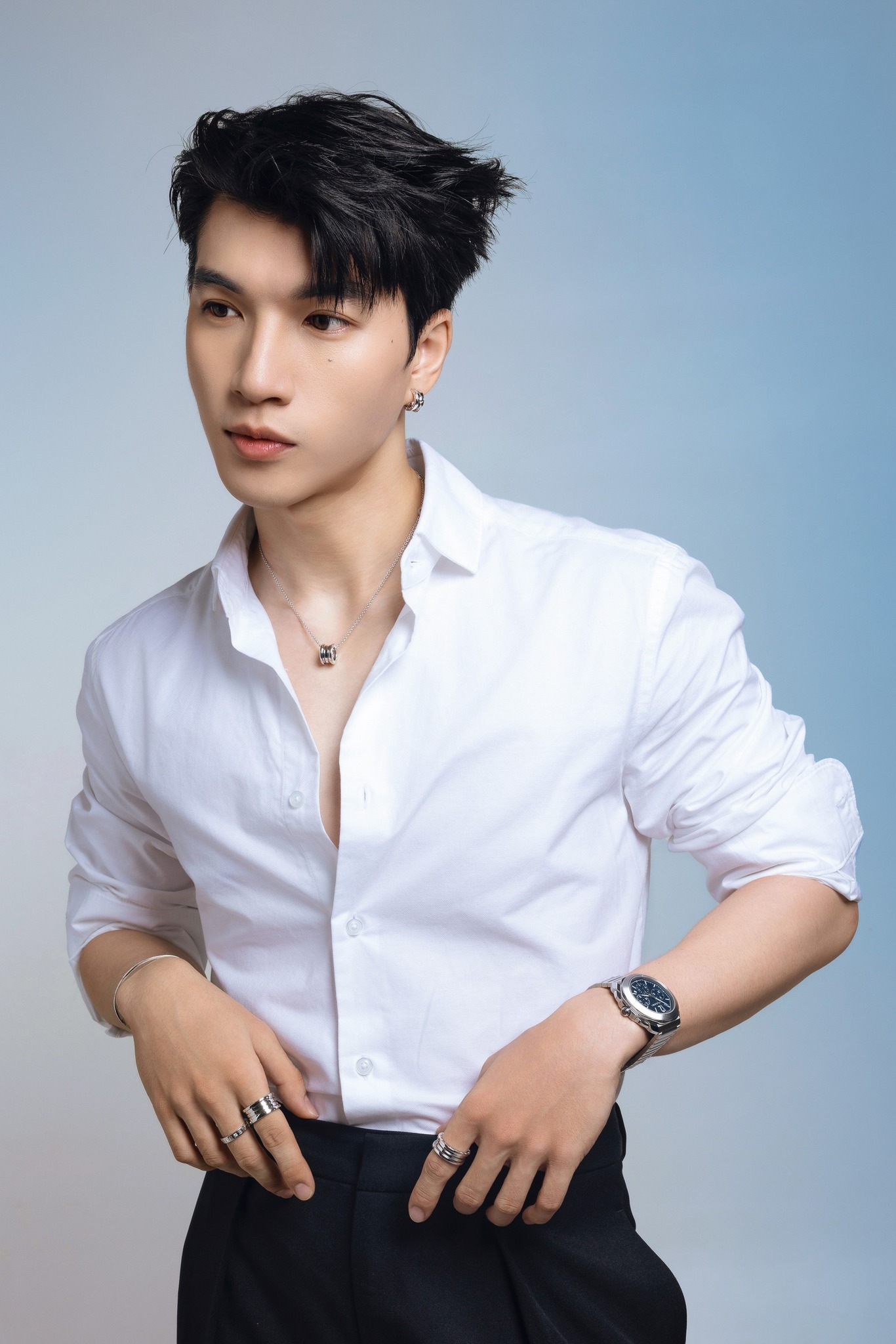 HIEUTHUHAI - SOOBIN ai hot hơn?- Ảnh 7. HIEUTHUHAI - SOOBIN ai hot hơn?- Ảnh 7.
