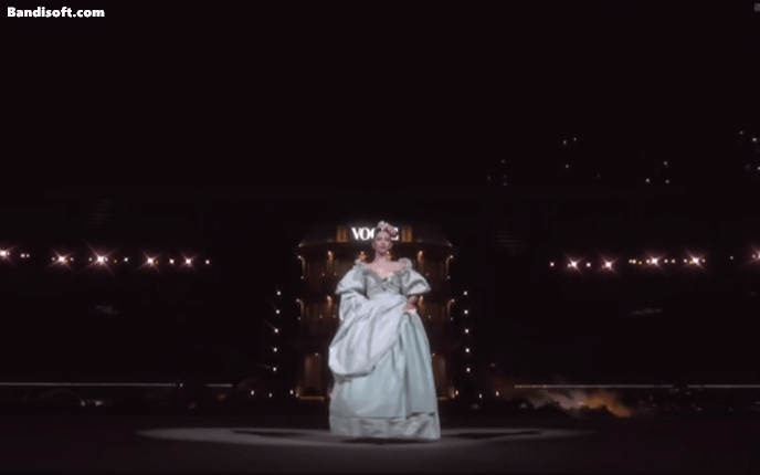 Tất cả họa sĩ trên đời đều muốn đưa mỹ nhân này vào tranh: Vẻ đẹp đáng giá ngàn vàng, đóa hoa độc lạ nhất showbiz