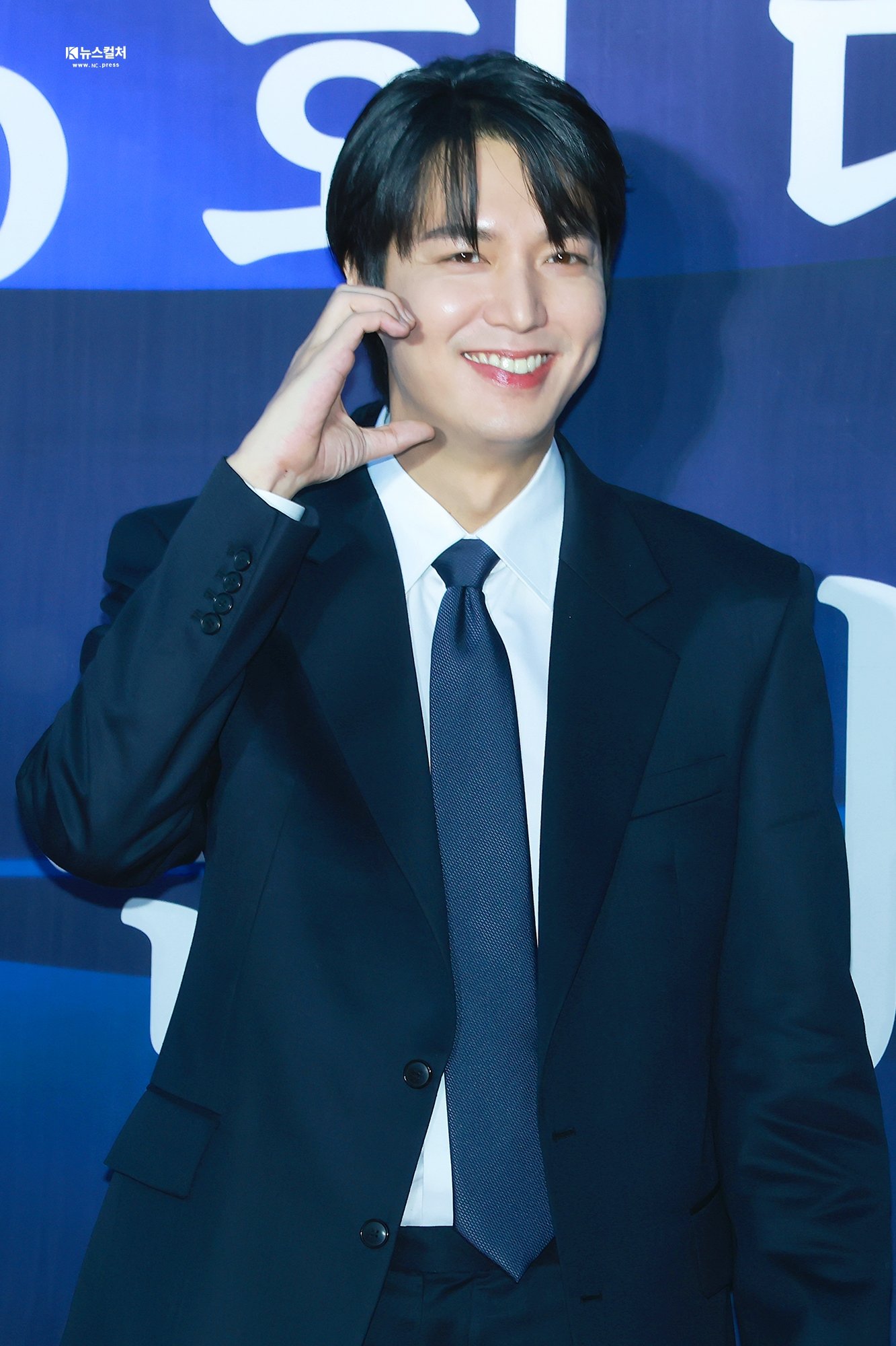 Lee Min Ho đã làm gì với nhan sắc của mình thế này?- Ảnh 3.