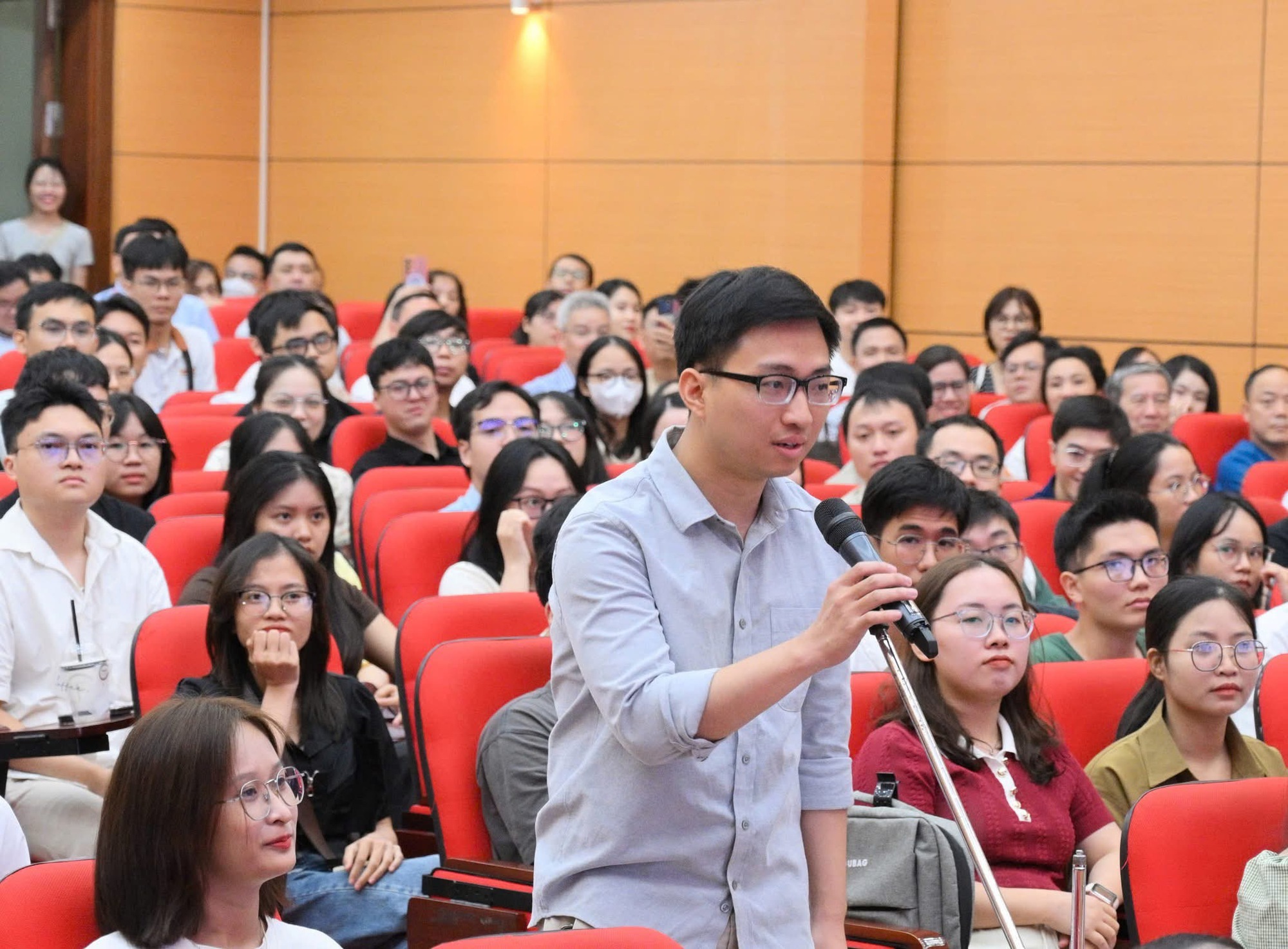 1 nhóm đối tượng được Giám đốc Bệnh viện Đại học y Hà Nội đề xuất miễn học phí, thậm chí đi học còn được trả tiền- Ảnh 2.
