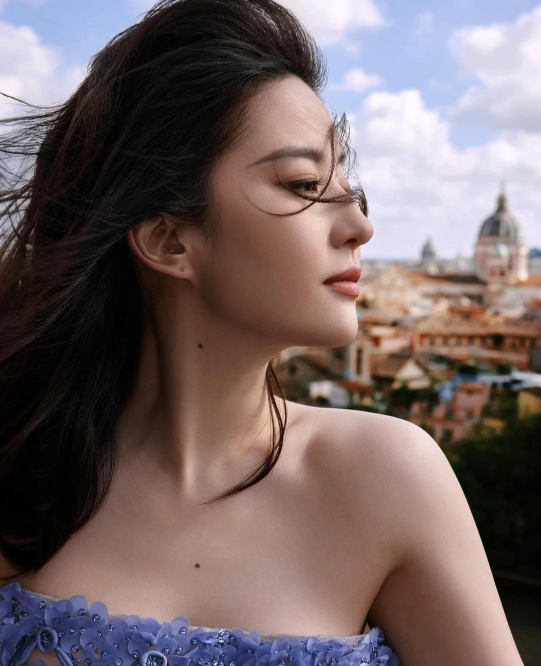 "Thần tiên tỷ tỷ" Lưu Diệc Phi da căng mịn tràn đầy collagen tuổi 38: 2 năm gần đây rất chăm tập 1 bộ môn giúp cân bằng nội tiết mạnh mẽ- Ảnh 6. "Thần tiên tỷ tỷ" Lưu Diệc Phi da căng mịn tràn đầy collagen tuổi 38: 2 năm gần đây rất chăm tập 1 bộ môn giúp cân bằng nội tiết mạnh mẽ- Ảnh 6.