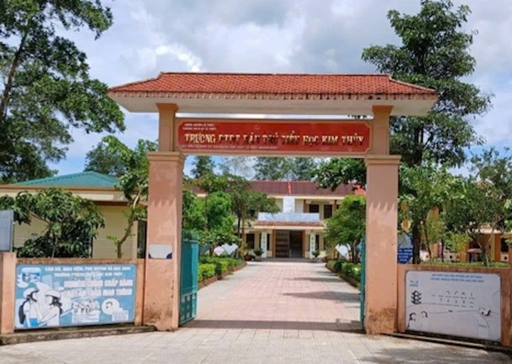 Vụ 40 học sinh nhập viện sau bữa ăn bán trú ở trường: Lập đoàn kiểm tra- Ảnh 1.