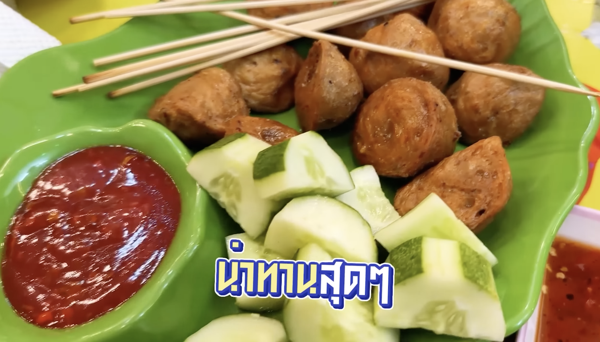 Nữ hoàng chuyển giới phải sang tận Việt Nam để được thử món "hằng đêm nhớ nhung"- Ảnh 3.
