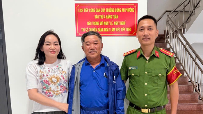 Ông lão ở Quảng Trị bất ngờ nhận 220 triệu trong tài khoản, liền tìm người trả lại- Ảnh 1.