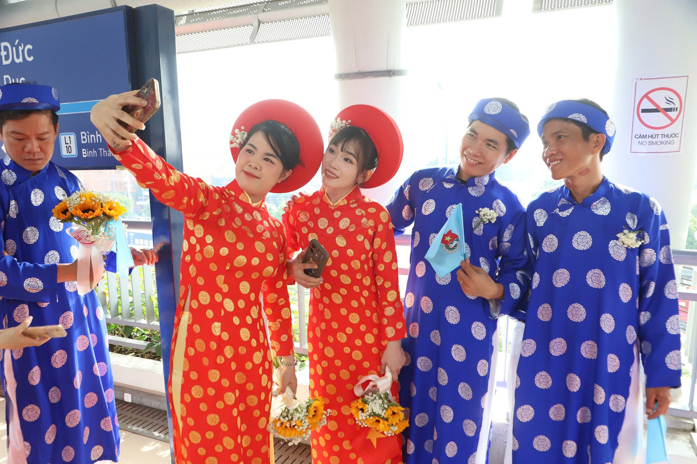 Khoảnh khắc hạnh phúc của 50 đôi uyên ương trong lễ cưới tập thể- Ảnh 19.