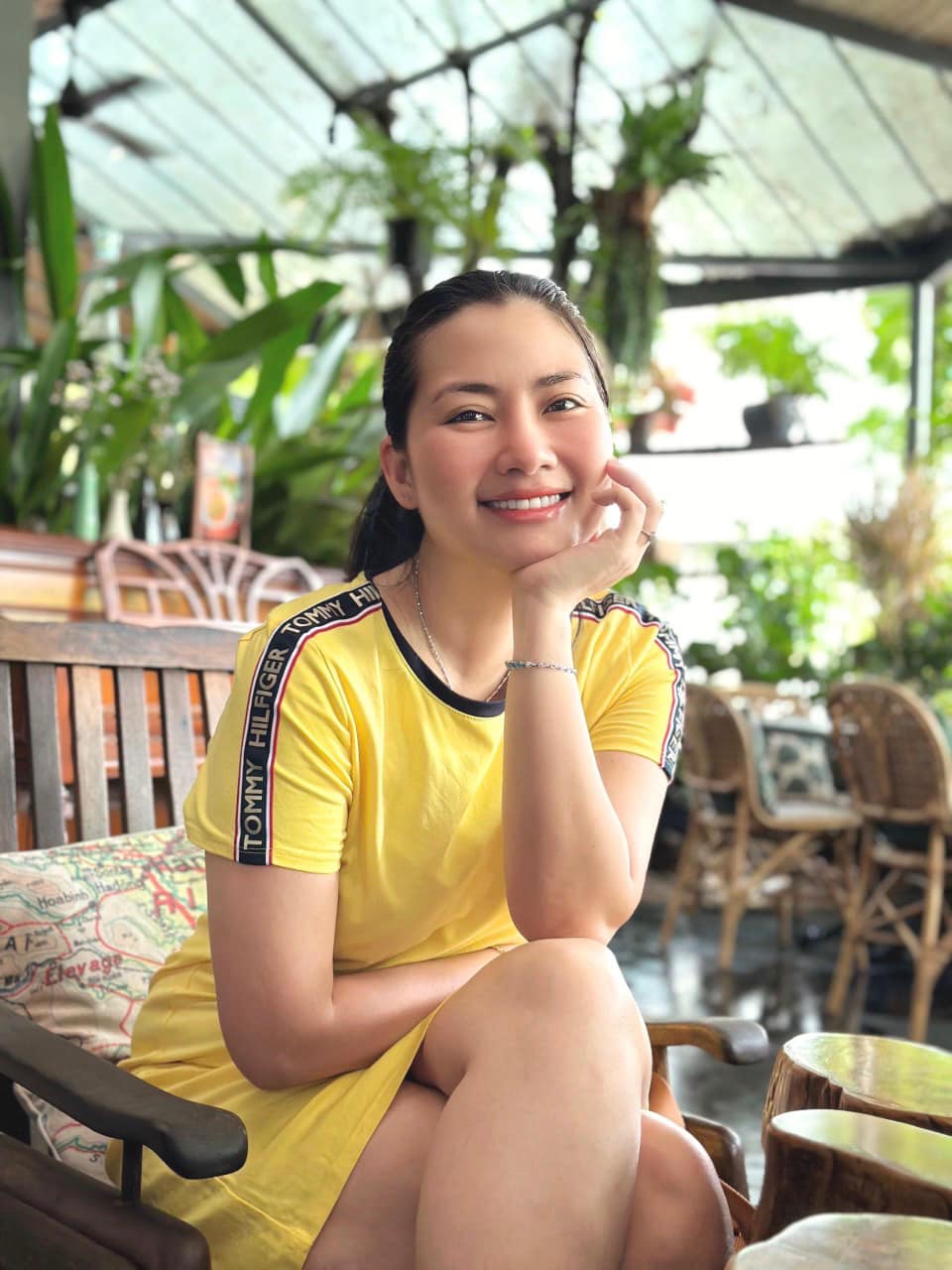 Cuộc sống bí ẩn của nữ nghệ sĩ đình đám giải nghệ ở tuổi 40, bị đồn cưới Phi Hùng- Ảnh 3. Cuộc sống bí ẩn của nữ nghệ sĩ đình đám giải nghệ ở tuổi 40, bị đồn cưới Phi Hùng- Ảnh 3.