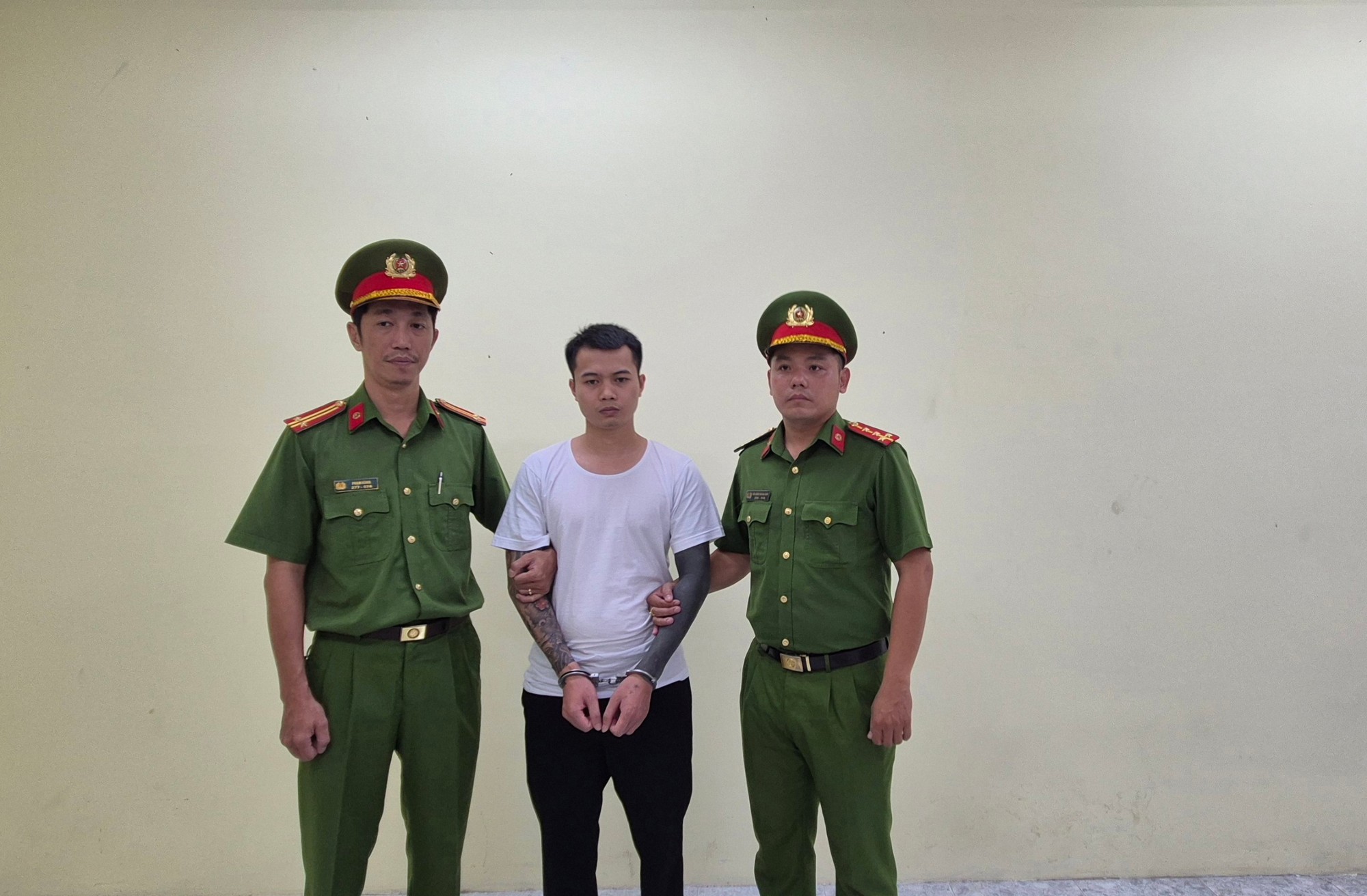 Bắt Tiktoker “Tàng Keng Ông Trùm” Lê Anh Điệp- Ảnh 1.