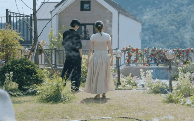 Xem phim Hàn này chỉ muốn ôm màn hình cảm ơn biên kịch: Nữ phụ cũng đẹp điên mới sợ, rating top 1 cả nước 3 tuần liên tiếp