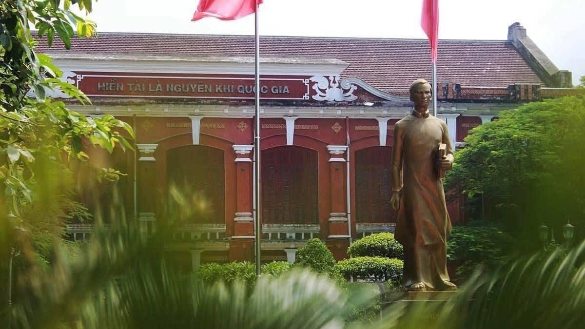 Vẻ đẹp của ngôi trường trăm tuổi có 8 thí sinh vào chung kết Đường Lên Đỉnh Olympia- Ảnh 4. Vẻ đẹp của ngôi trường trăm tuổi có 8 thí sinh vào chung kết Đường Lên Đỉnh Olympia- Ảnh 4.