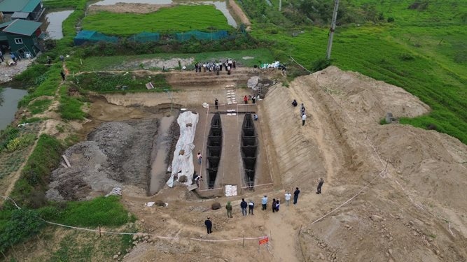 Cải tạo đất để nuôi cá, người dân phát hiện vật lạ dài, báu vật chưa từng thấy trên thế giới lộ diện, công nghệ phân tích có gì?- Ảnh 1. Cải tạo đất để nuôi cá, người dân phát hiện vật lạ dài, báu vật chưa từng thấy trên thế giới lộ diện, công nghệ phân tích có gì?- Ảnh 1.