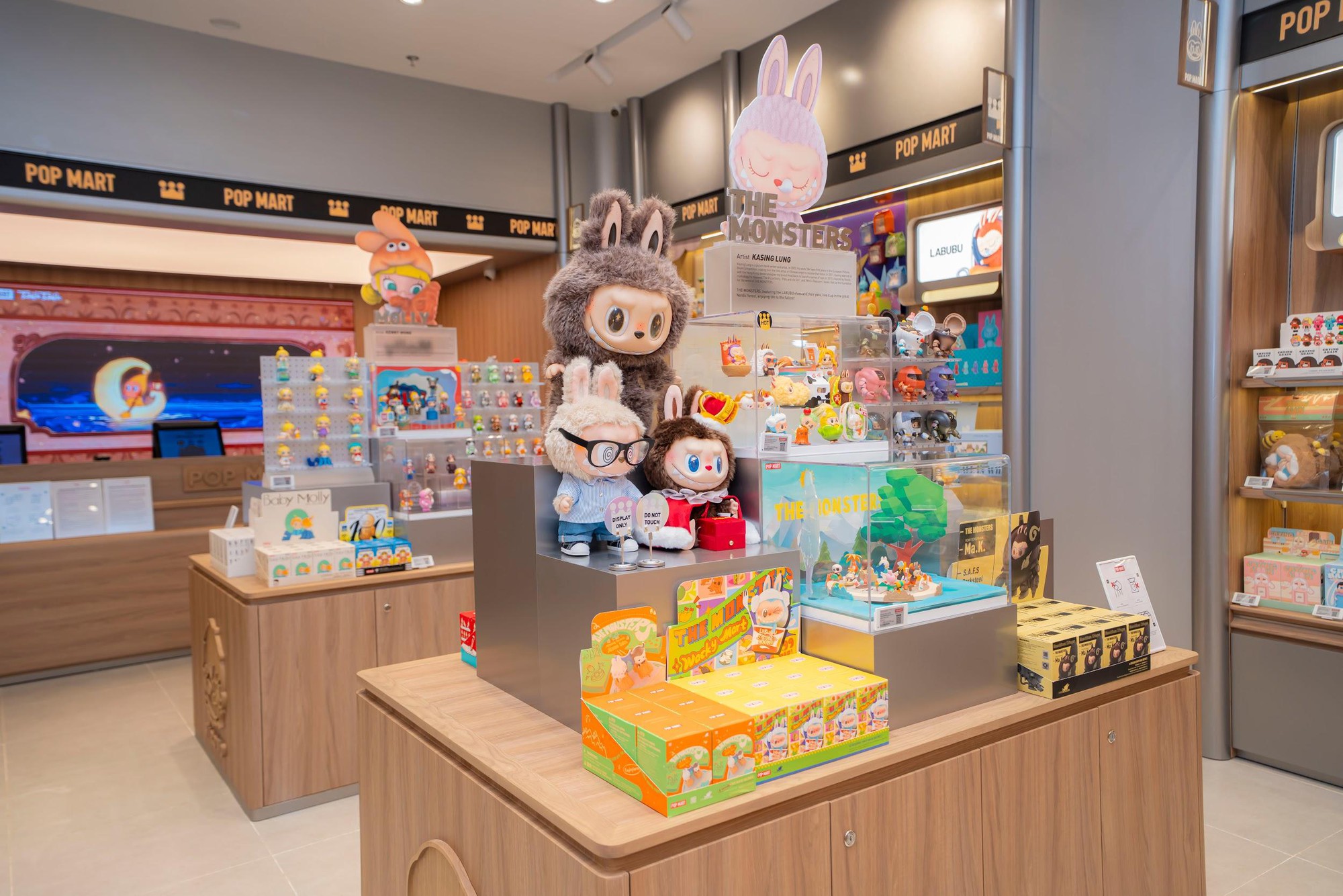POP MART chính thức đổ bộ Hà Nội ngày 24/10, team u mê art toy chuẩn bị ví tiền thôi!- Ảnh 2. POP MART chính thức đổ bộ Hà Nội ngày 24/10, team u mê art toy chuẩn bị ví tiền thôi!- Ảnh 2.