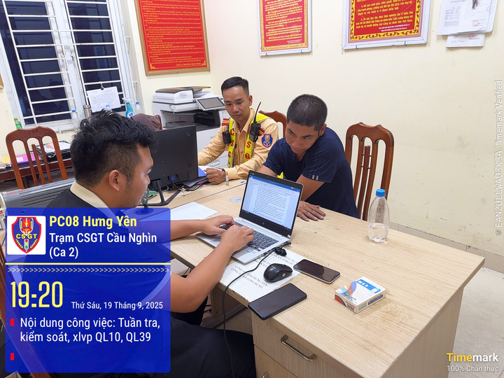 Tài xế dương tính với ma túy, lái xe đầu kéo vượt đèn đỏ bị phạt gần 60 triệu- Ảnh 2. Tài xế dương tính với ma túy, lái xe đầu kéo vượt đèn đỏ bị phạt gần 60 triệu- Ảnh 2.