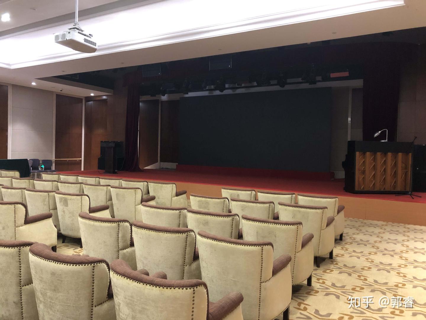 Bên trong viện dưỡng lão xa xỉ bậc nhất của một "ông lớn"- Ảnh 12. Bên trong viện dưỡng lão xa xỉ bậc nhất của một "ông lớn"- Ảnh 12.
