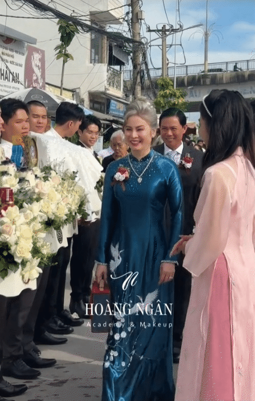 Ch&acirc;n dung hội mẹ chồng g&acirc;y sốt v&igrave; qu&aacute; trẻ- Ảnh 7.