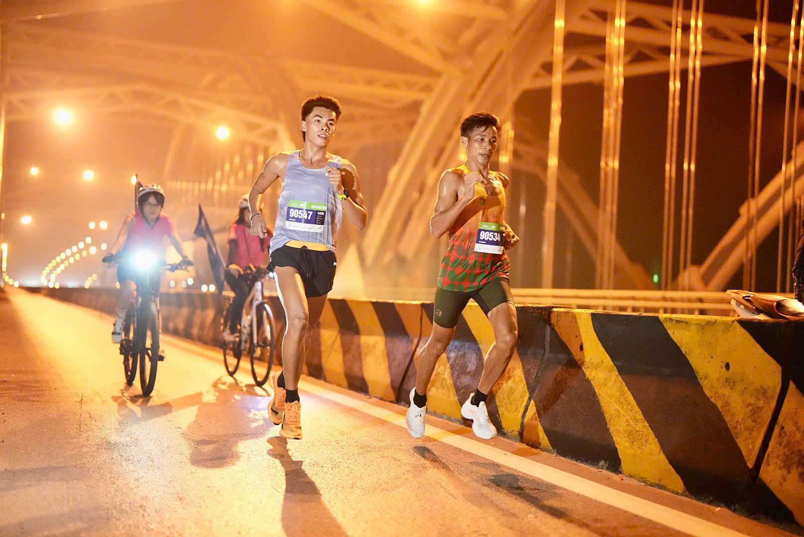 Nhà vô địch SEA Games Nguyễn Văn Lai bị runner sinh năm 2003 soán ngôi- Ảnh 1. Nhà vô địch SEA Games Nguyễn Văn Lai bị runner sinh năm 2003 soán ngôi- Ảnh 1.