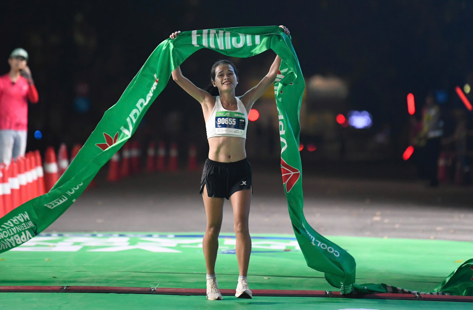 Nhà vô địch SEA Games Nguyễn Văn Lai bị runner sinh năm 2003 soán ngôi- Ảnh 2. Nhà vô địch SEA Games Nguyễn Văn Lai bị runner sinh năm 2003 soán ngôi- Ảnh 2.