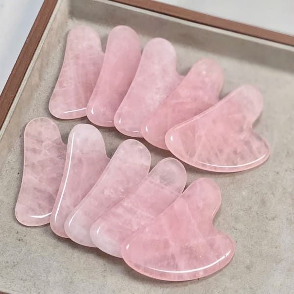 43 tuổi mà ai cũng tưởng mới 33, bí quyết của tôi nằm ở 1 bước chăm da và 1  ly nước ép cần tây mỗi sáng- Ảnh 8. 43 tuổi mà ai cũng tưởng mới 33, bí quyết của tôi nằm ở 1 bước chăm da và 1  ly nước ép cần tây mỗi sáng- Ảnh 8.