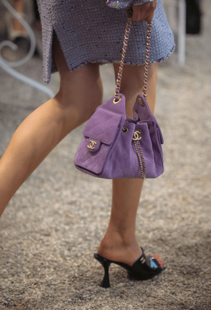 Học nhanh bốn cặp màu "chuẩn Pháp" để diện từ công sở đến cà phê cuối tuần vẫn xịn mịn- Ảnh 10.