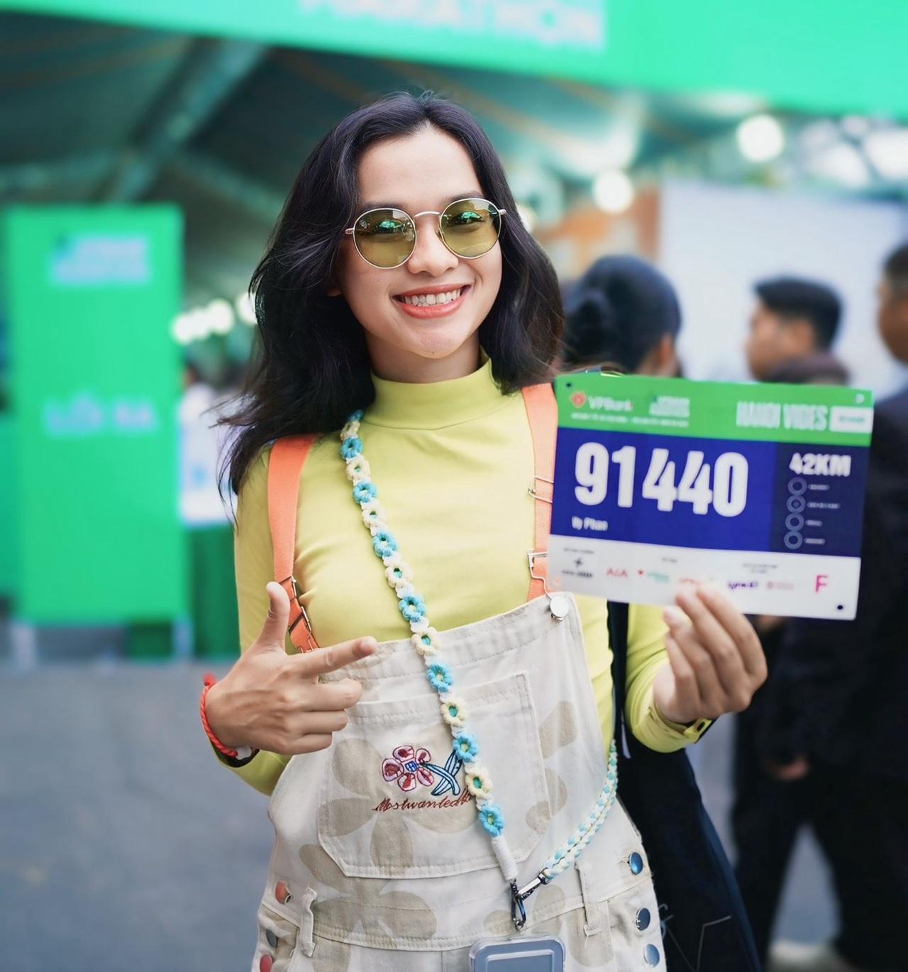 Dàn trai xinh, gái đẹp, người nổi tiếng tụ hội tại VPBank Hanoi International Marathon 2025- Ảnh 3.