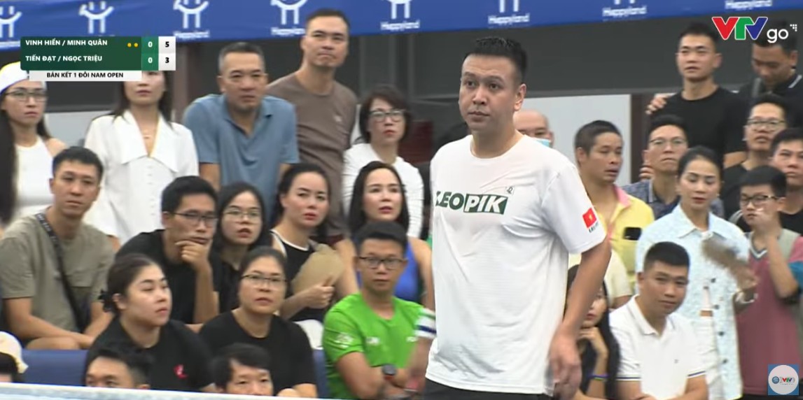 Oái oăm ở Pickleball Việt Nam: Triệu Cầu Lông "bay" sô Bắc - Nam trong một tối, bị xử thua chung kết vì đến sân muộn- Ảnh 3. Oái oăm ở Pickleball Việt Nam: Triệu Cầu Lông "bay" sô Bắc - Nam trong một tối, bị xử thua chung kết vì đến sân muộn- Ảnh 3.