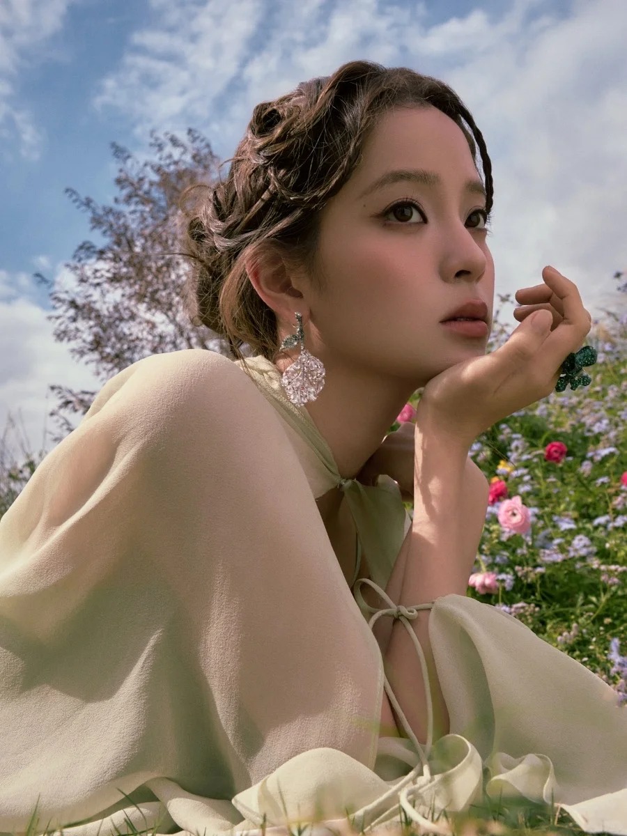 Người tuổi Tý muốn lên hương sự nghiệp, tình duyên: Đừng bỏ qua 5 loại trang sức này- Ảnh 3. Người tuổi Tý muốn lên hương sự nghiệp, tình duyên: Đừng bỏ qua 5 loại trang sức này- Ảnh 3.