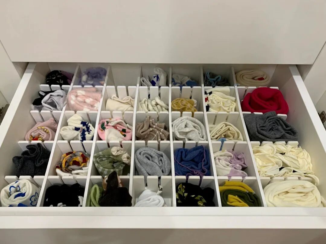 C&aacute;ch cất đồ trong tủ của phụ nữ trung ni&ecirc;n khiến t&ocirc;i phải thốt l&ecirc;n: Sao họ th&ocirc;ng minh thế!- Ảnh 11.