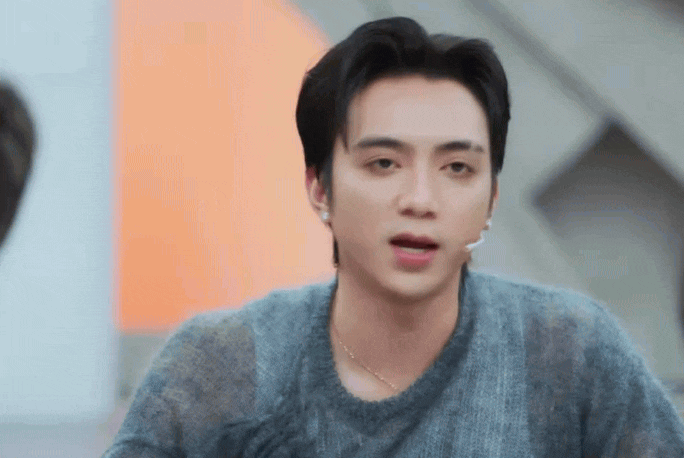 SOOBIN xấu hổ trước các chuyên gia Hàn Quốc- Ảnh 1.