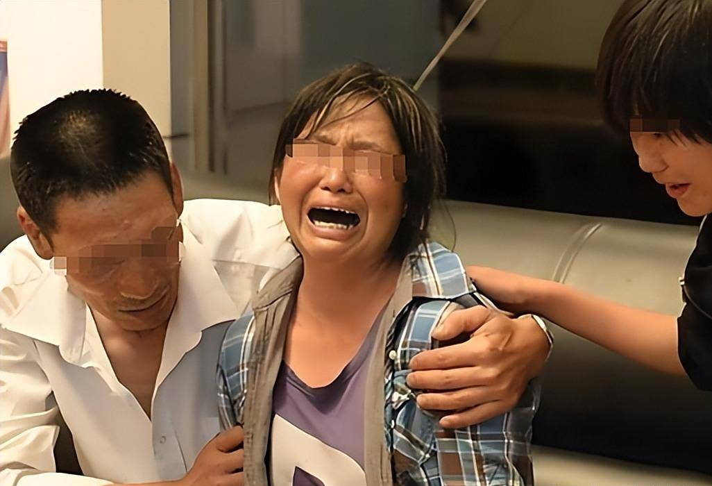 Nữ sinh thi trượt đại học, ở nhà ăn bám 7 năm: Đến khi mất, bố mẹ mới phát hiện sự thật rùng mình- Ảnh 2.