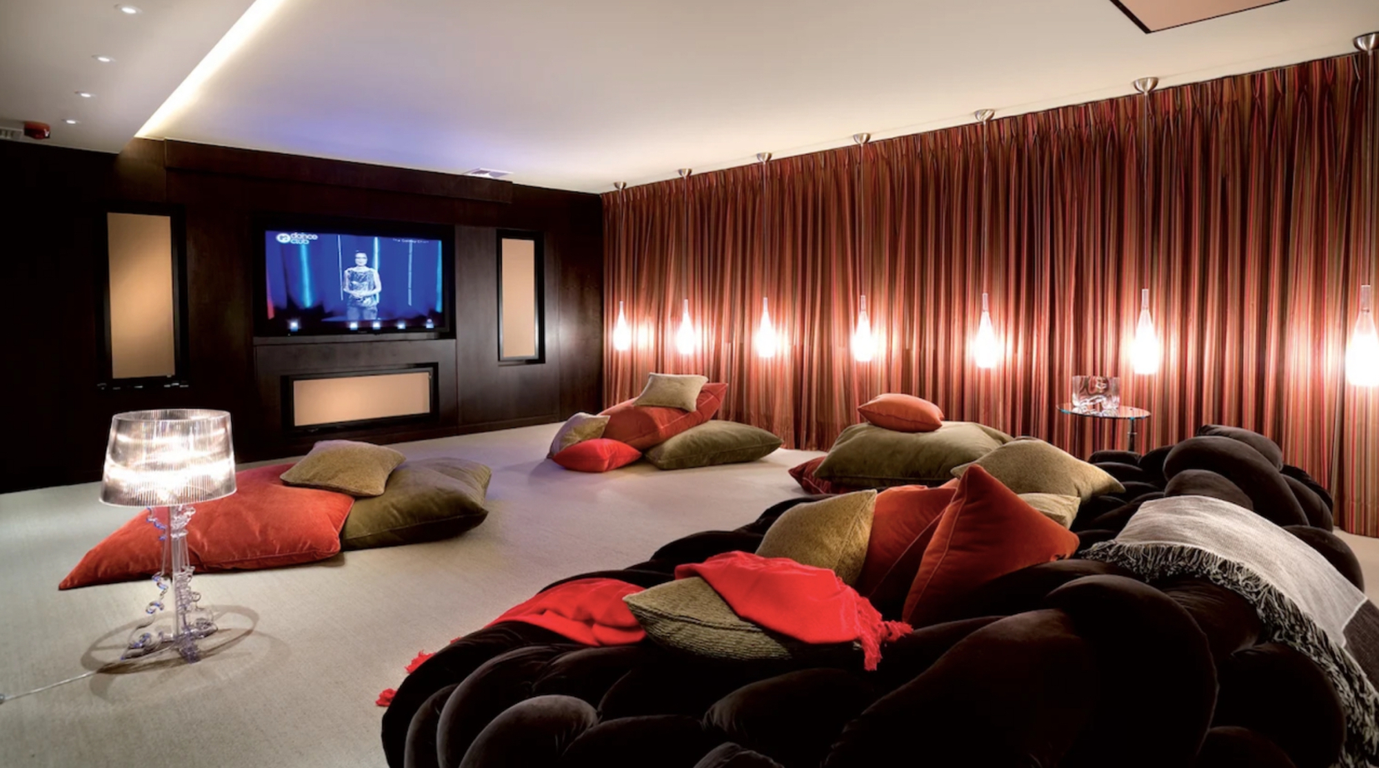 Đẳng cấp giới si&ecirc;u gi&agrave;u: Kh&ocirc;ng chỉ xa hoa ở "b&ecirc;n tr&ecirc;n tầng lầu", m&agrave; c&ograve;n biến "b&ecirc;n dưới tầng hầm" trở th&agrave;nh thi&ecirc;n đường hưởng thụ ri&ecirc;ng- Ảnh 5.