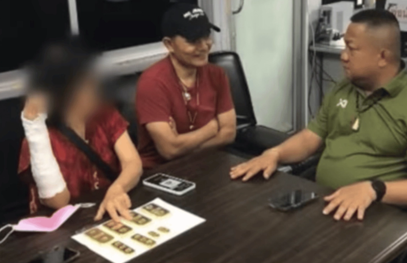 Bị "cảnh sát dởm" yêu cầu nộp vàng, cụ …