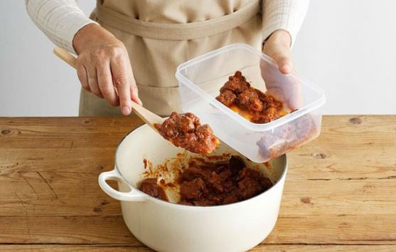 Người đ&agrave;n &ocirc;ng 20 tuổi tử vong sau khi ăn mỳ "sai c&aacute;ch"- Ảnh 2.