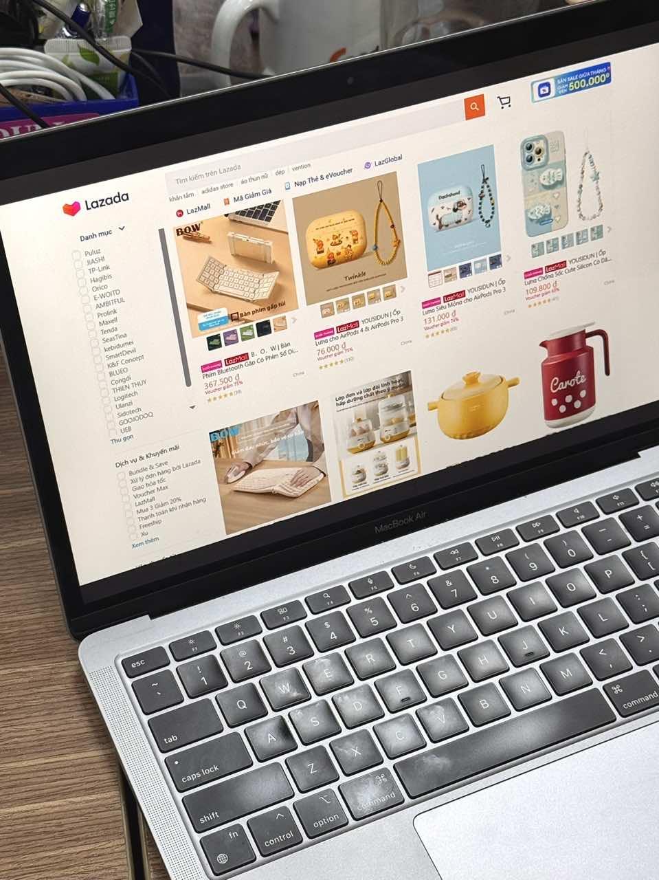 Chấn động: Hàng triệu sản phẩm thương hiệu quốc tế vừa đổ bộ Lazada. Mua trực tiếp không qua trung gian, freeship, đổi trả tùy ý- Ảnh 2.
