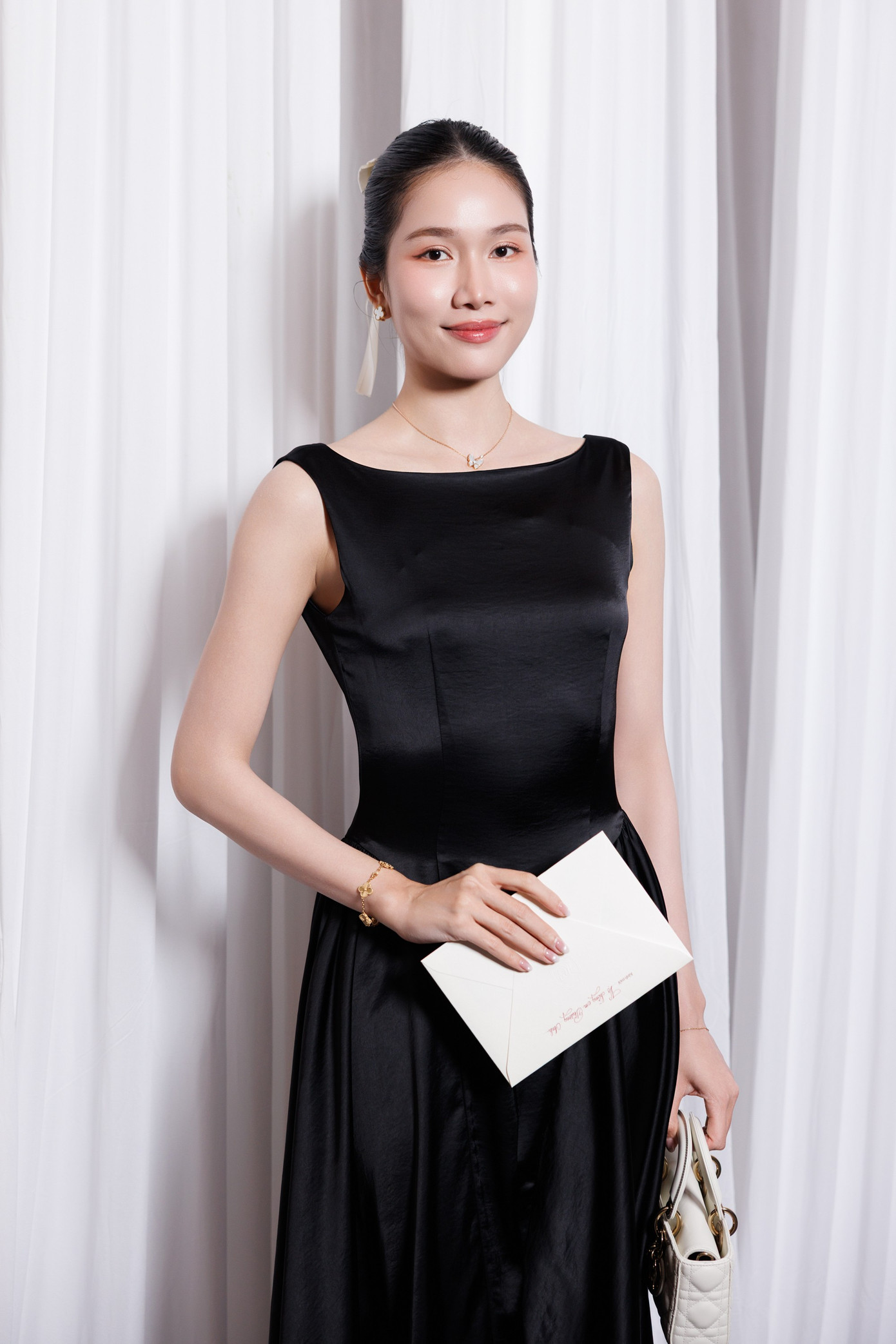Dàn hoa hậu nhảy múa ở lễ cưới Á hậu Quỳnh Châu và chồng CEO- Ảnh 17. Dàn hoa hậu nhảy múa ở lễ cưới Á hậu Quỳnh Châu và chồng CEO- Ảnh 17.