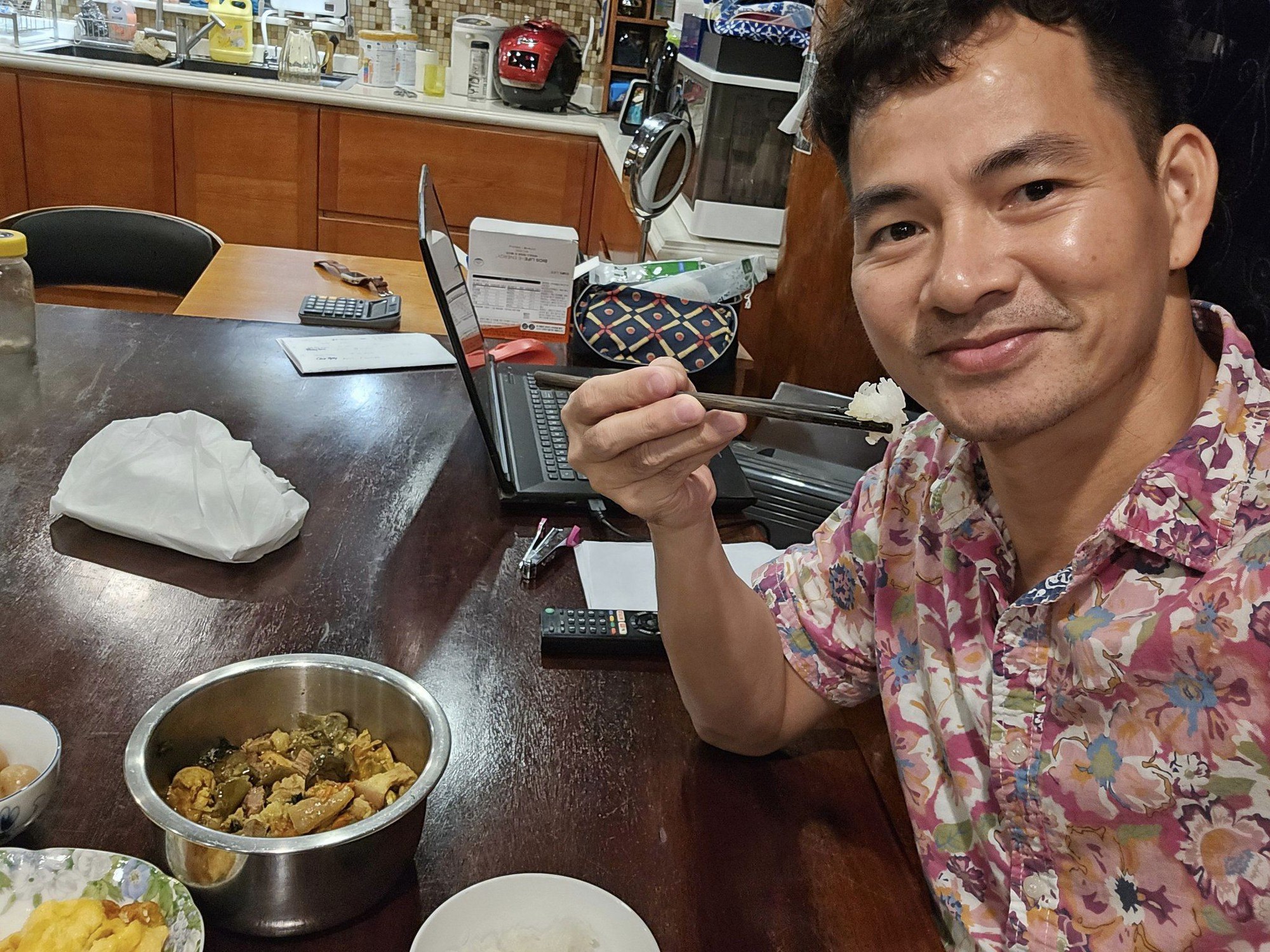 Bữa cơm của Cục trưởng - NSND Xuân Bắc- Ảnh 6. Bữa cơm của Cục trưởng - NSND Xuân Bắc- Ảnh 6.