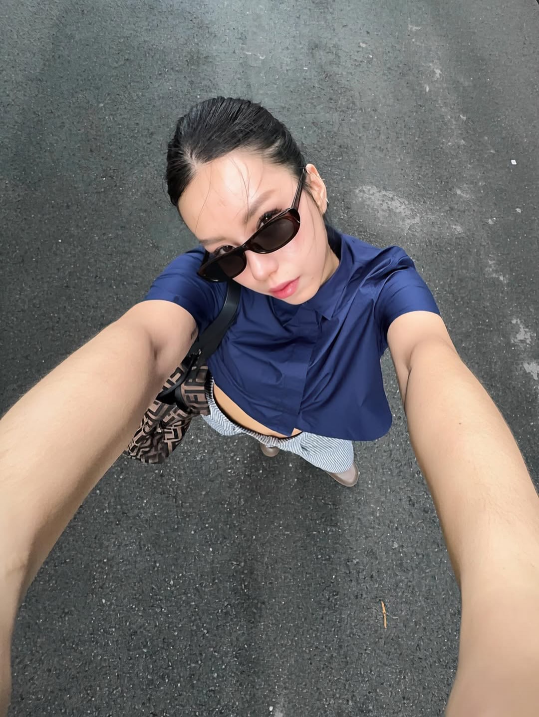Local brand Việt thành topic hot khi được loạt  Local brand Việt thành topic hot khi được loạt