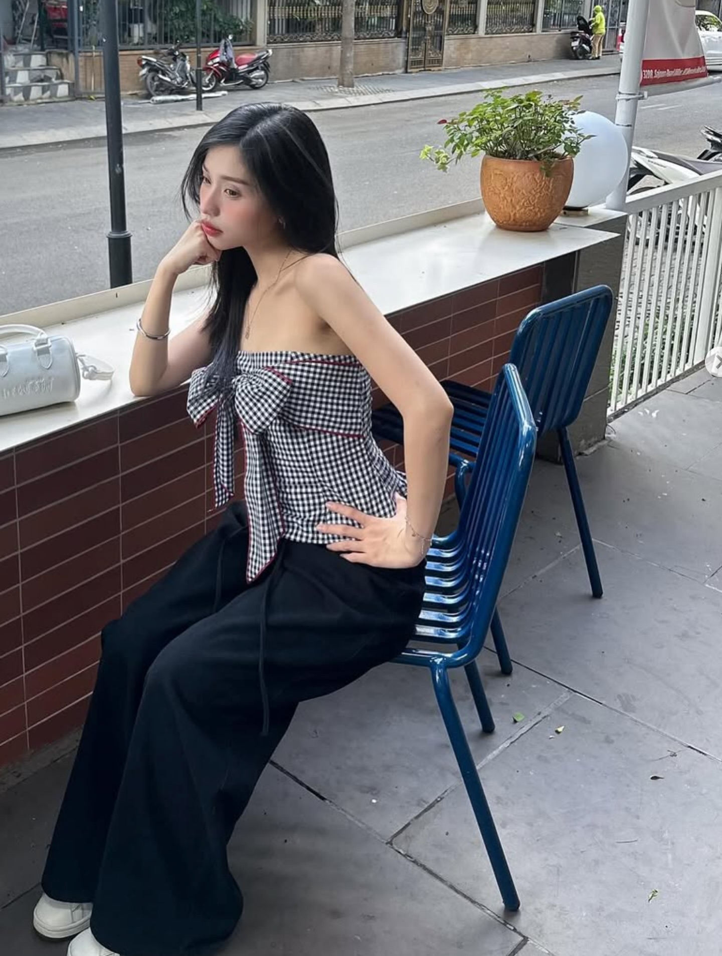 Local brand Việt thành topic hot khi được loạt  Local brand Việt thành topic hot khi được loạt