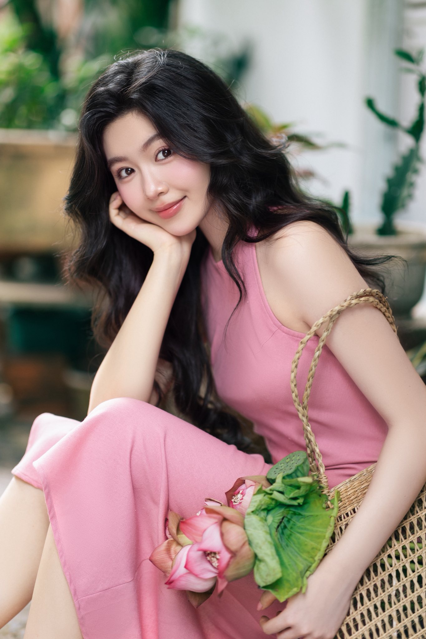 Lọ Lem - ái nữ Quyền Linh lại bị mỉa mai: Sao trên đời lại có những người tư duy vô lý thế này?- Ảnh 3. Lọ Lem - ái nữ Quyền Linh lại bị mỉa mai: Sao trên đời lại có những người tư duy vô lý thế này?- Ảnh 3.