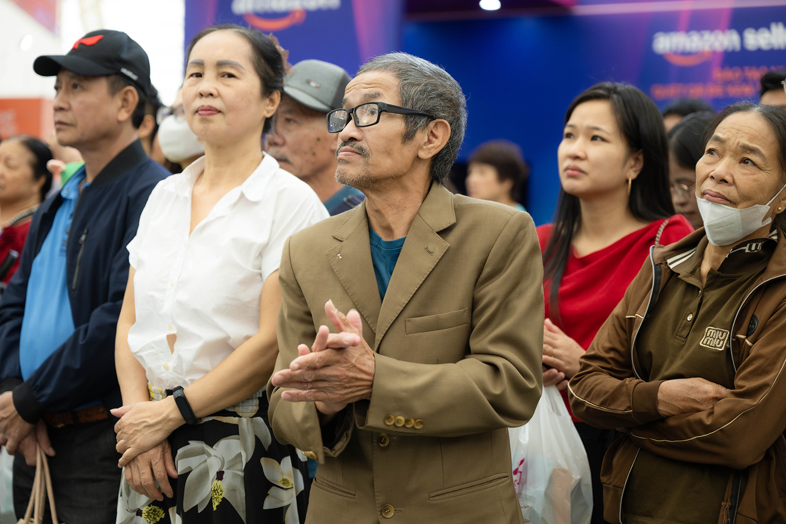 Có gì ở Hội chợ Mùa Thu mà đông vui thế này?- Ảnh 11.