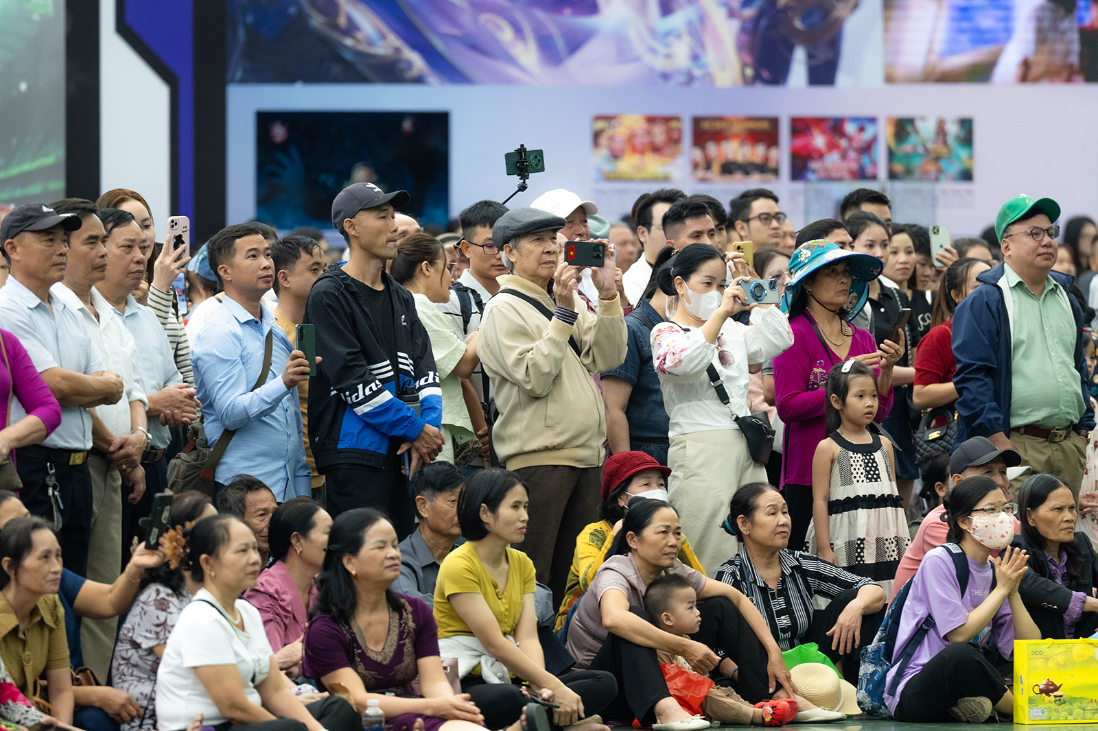 Có gì ở Hội chợ Mùa Thu mà đông vui thế này?- Ảnh 10.