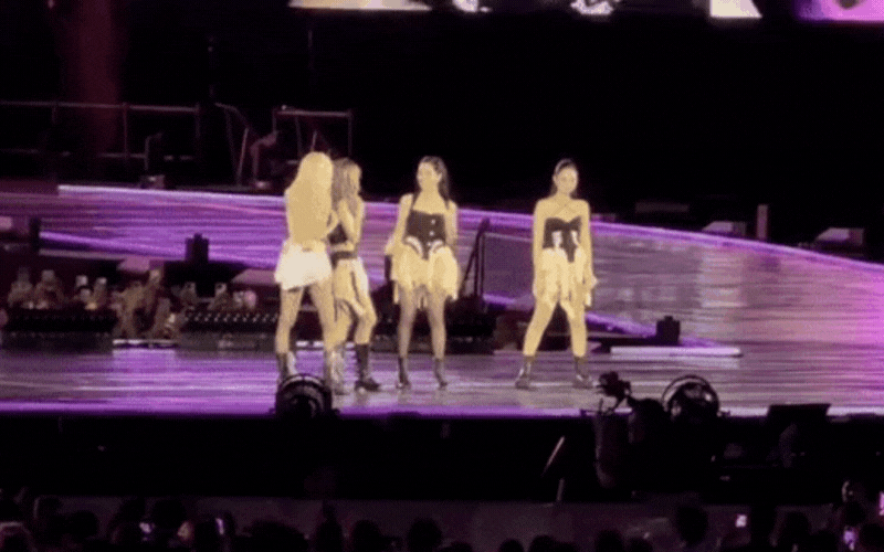 Jennie bị BLACKPINK bỏ rơi, 2 triệu lượt xem mà phẫn nộ- Ảnh 2. Jennie bị BLACKPINK bỏ rơi, 2 triệu lượt xem mà phẫn nộ- Ảnh 2.