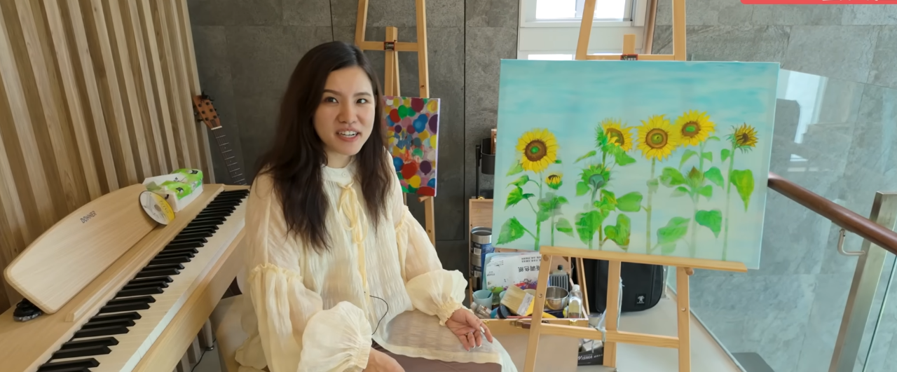 Nữ nghệ sĩ 35 tuổi vừa chăm chồng bệnh nặng vừa xây biệt thự, trả 77 triệu tiền điện vì mắc một sai lầm- Ảnh 13. Nữ nghệ sĩ 35 tuổi vừa chăm chồng bệnh nặng vừa xây biệt thự, trả 77 triệu tiền điện vì mắc một sai lầm- Ảnh 13.