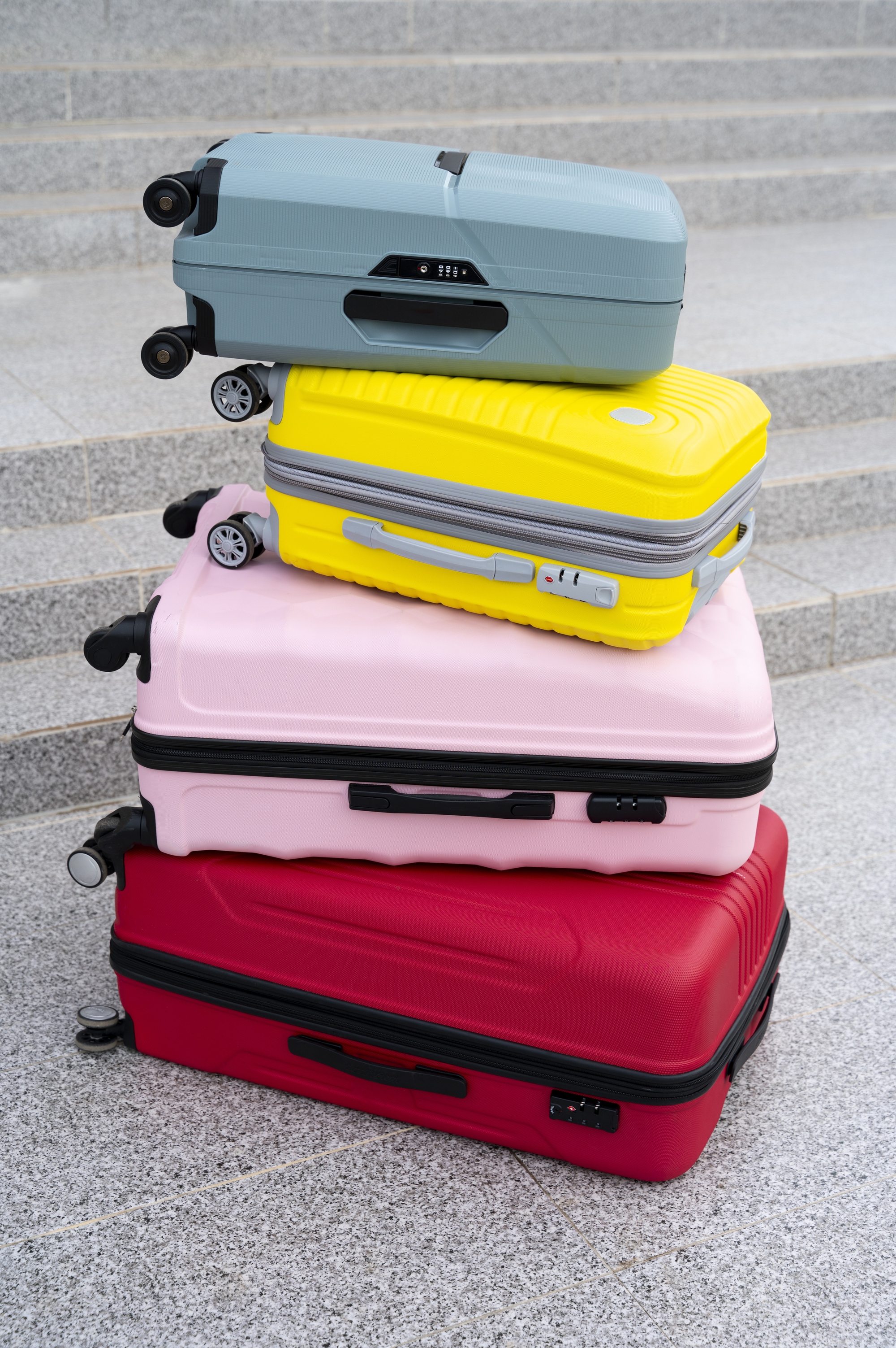 Vietnam Airlines siết chặt việc quá cân hành lý ngay tại cửa tàu bay- Ảnh 3.