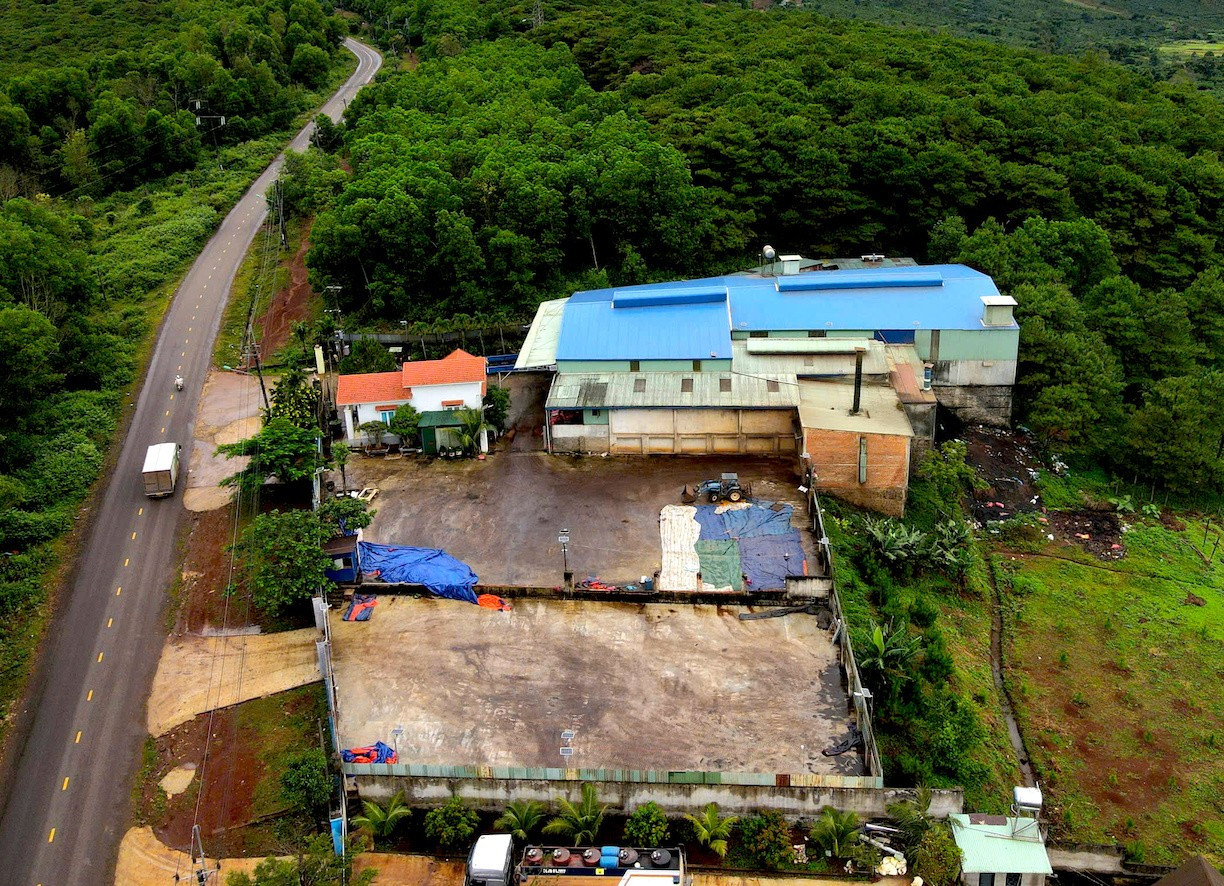 Tận thấy cơ ngơi của đại gia 'cà phê giả' vừa bị tạm giữ hình sự- Ảnh 1. Tận thấy cơ ngơi của đại gia 'cà phê giả' vừa bị tạm giữ hình sự- Ảnh 1.